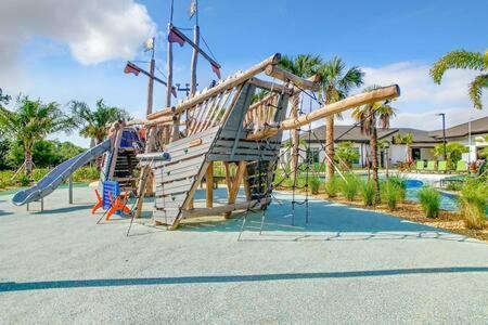 Cute Lakeview 2Br Condo With 2 Clubhouses 基西米 外观 照片