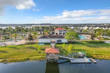 Cute Lakeview 2Br Condo With 2 Clubhouses 基西米 外观 照片